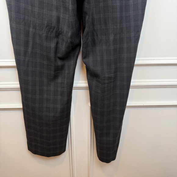 Banana Republic Mens 42x34 Standard Fit 100% Wool Plaid Dress Pants Black Grey - Picture 5 of 6